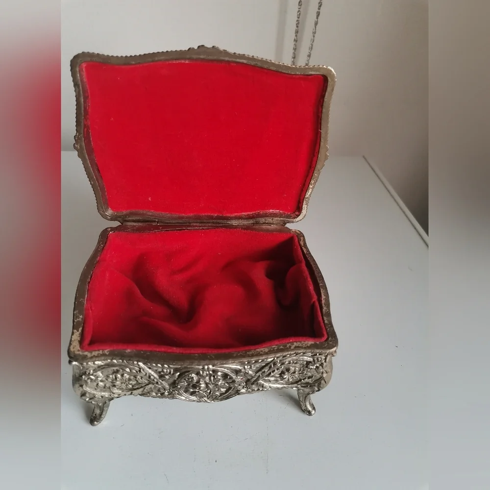 Vintage Silver plate Footed Trinket Jewelers Box with Velvet Lining